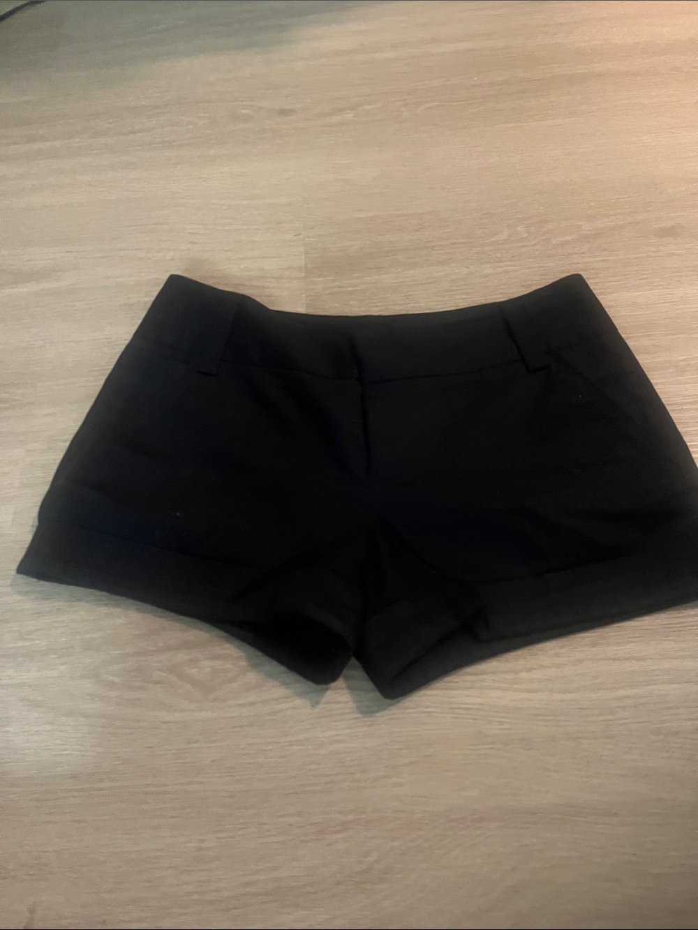 Alice + Olivia Black Cuffed Tailored Shorts